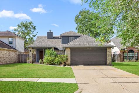 2010 Courtshire Lane Sugar Land TX 77478