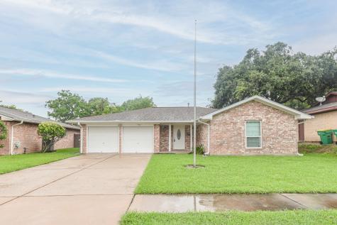 1732 Dolphin Drive Seabrook TX 77586