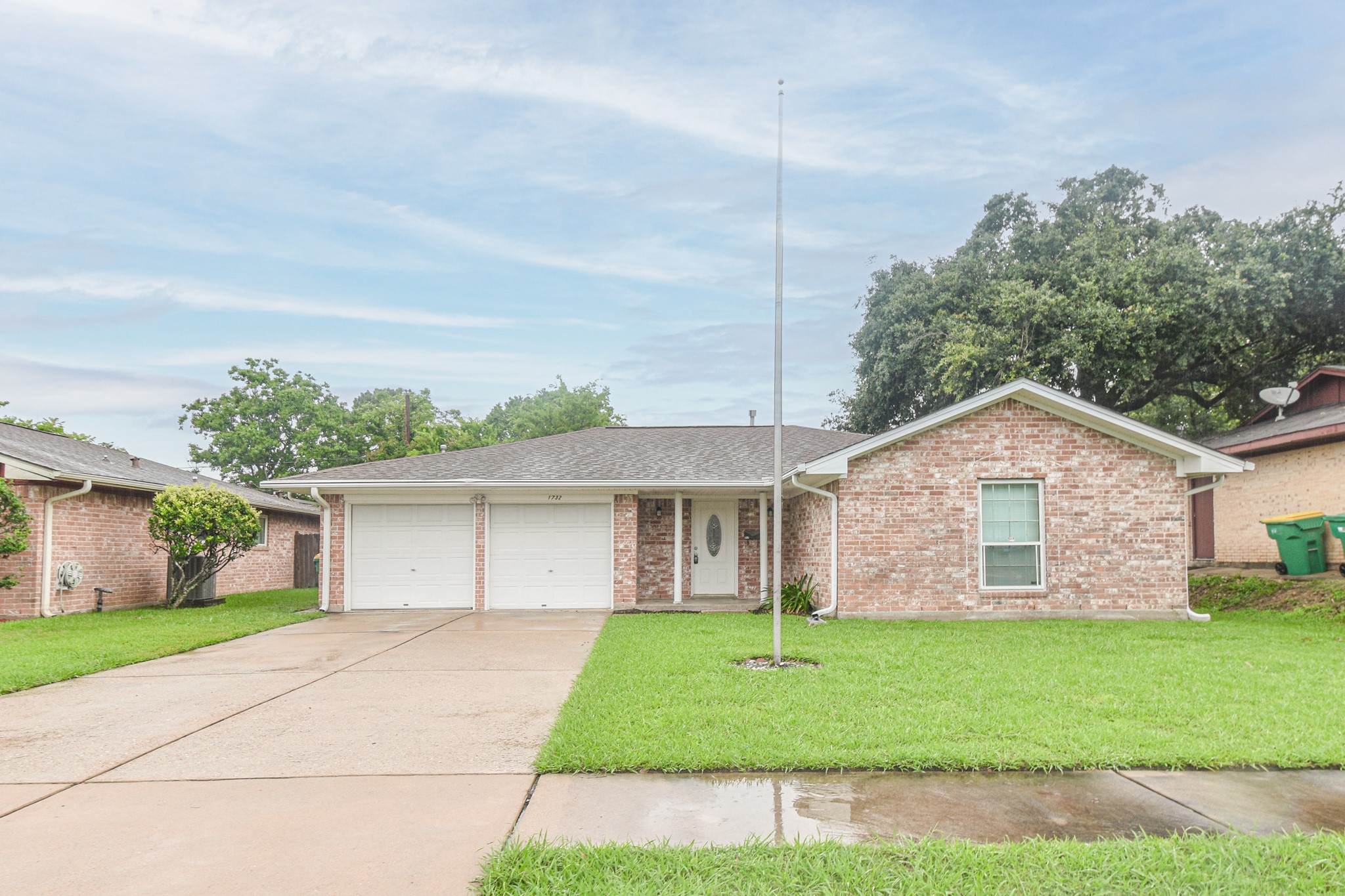 1732 Dolphin Drive Seabrook TX 77586