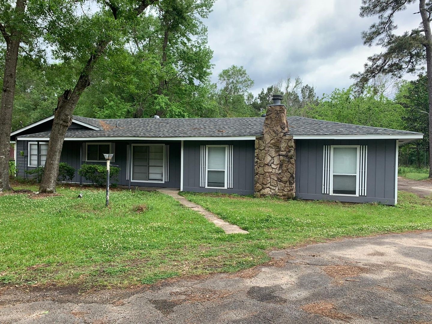 1330 Tulane Street Vidor TX 77662