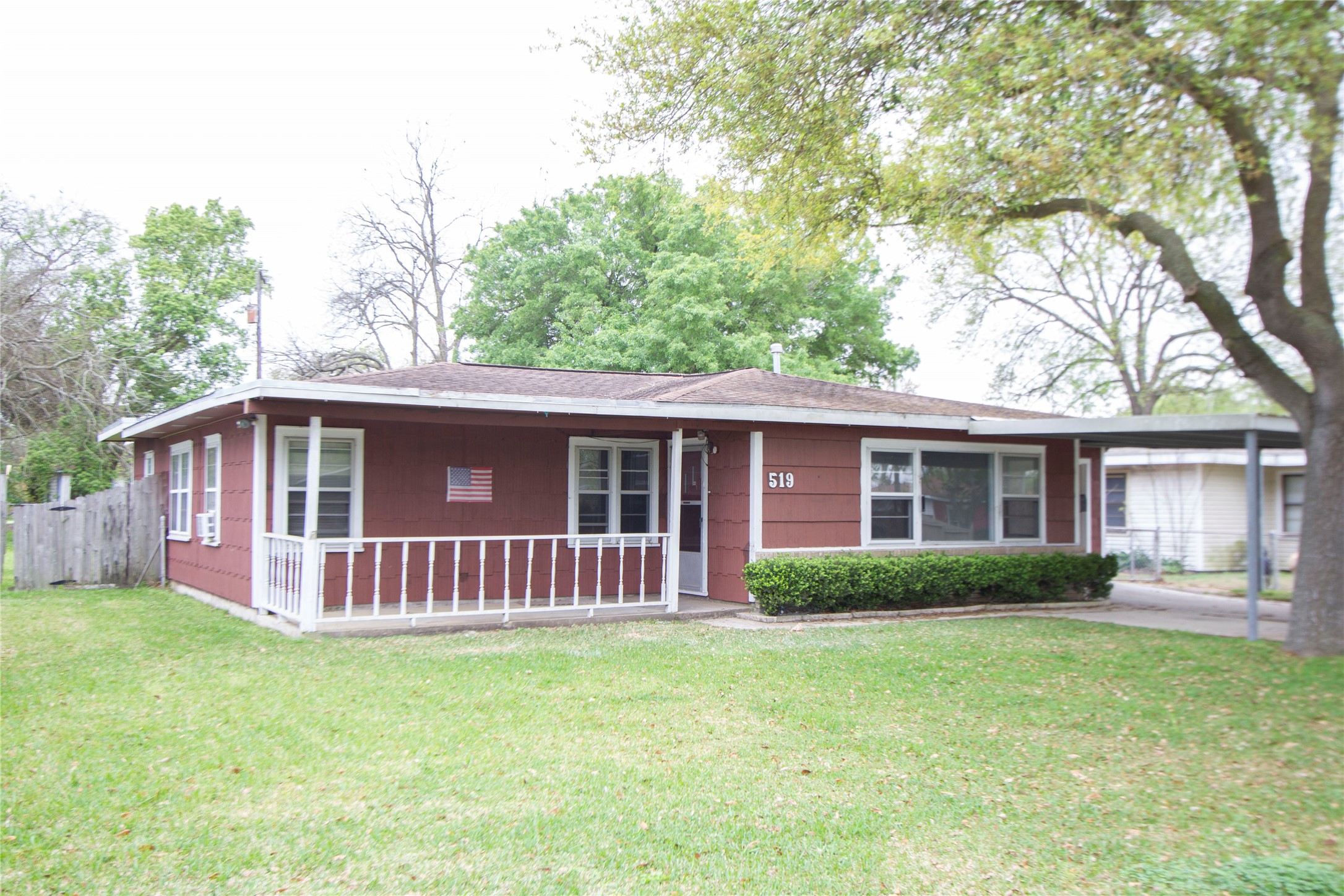 519 20th Avenue N Texas City TX 77590