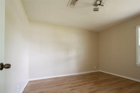 519 20th Avenue N Texas City TX 77590