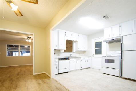 519 20th Avenue N Texas City TX 77590
