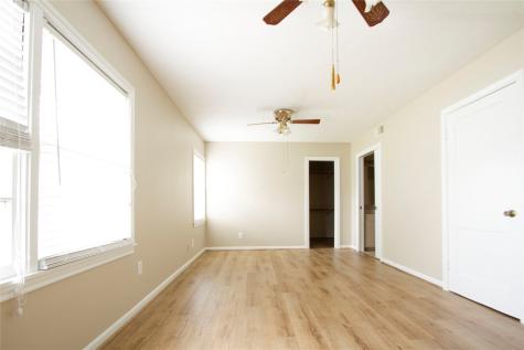 519 20th Avenue N Texas City TX 77590