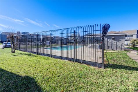 12500 Sandpiper Drive 197 Houston TX 77035