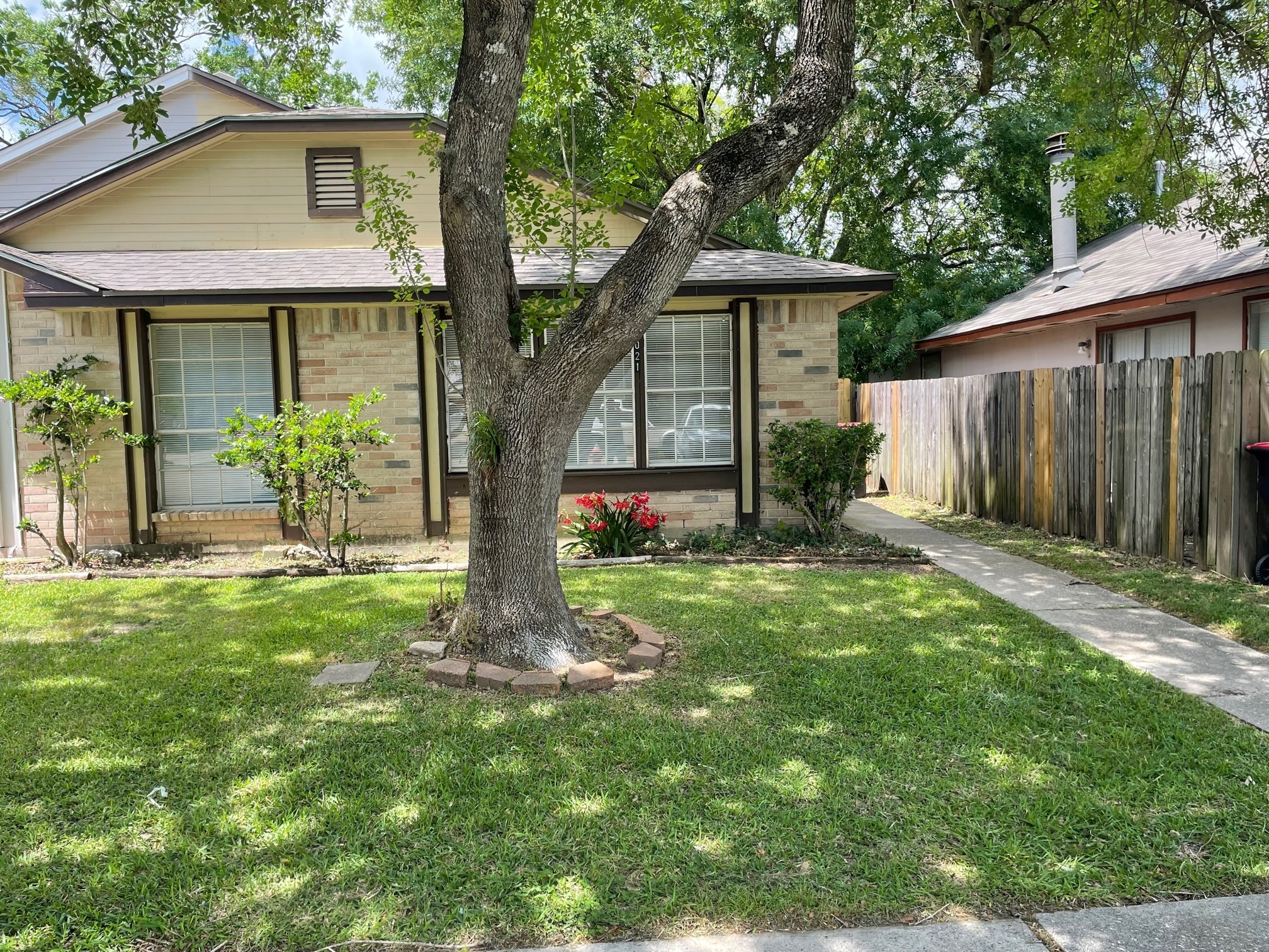 10021 Rosbrook Drive Houston TX 77038