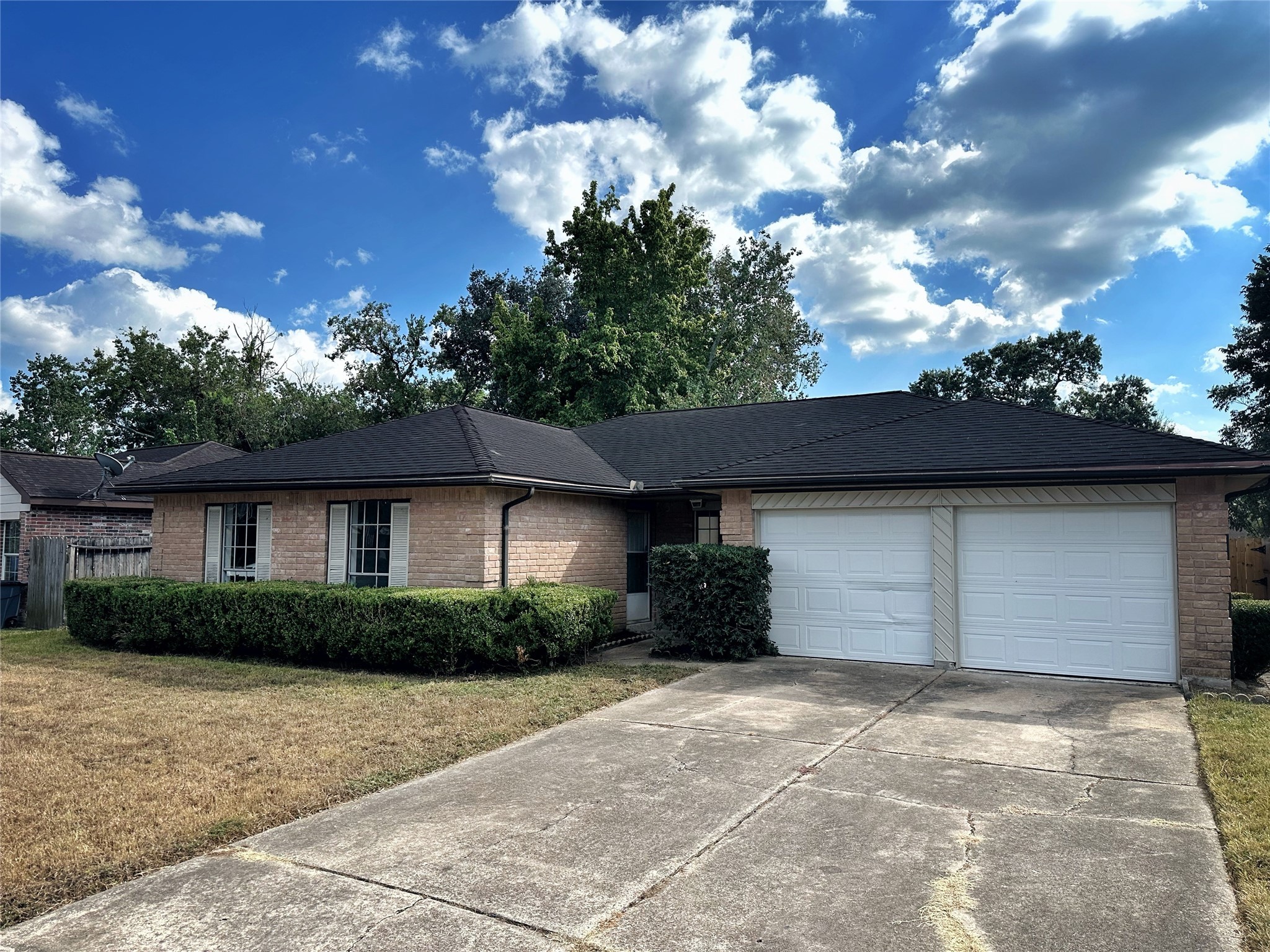 806 Merribrook Lane Friendswood TX 77546