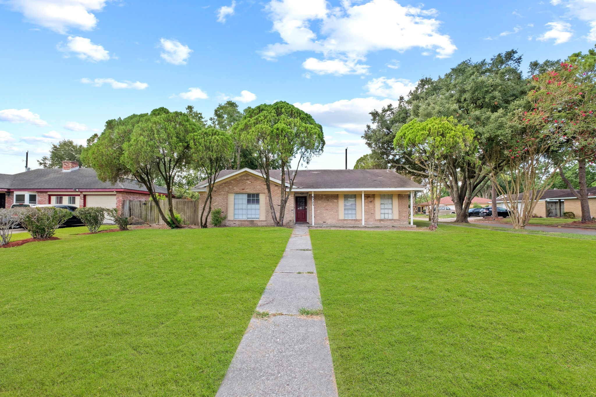 6323 Oakham Street Houston TX 77085