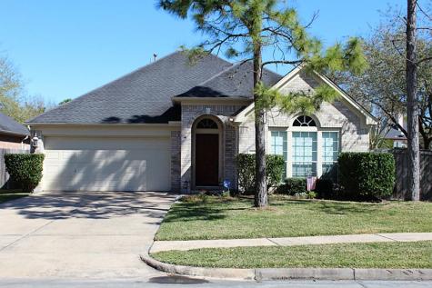 3735 Paigewood Drive Pearland TX 77584