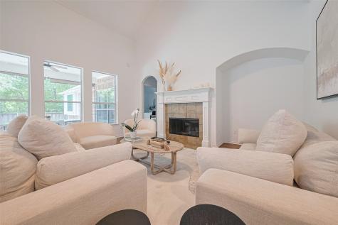 157 E Frontera Circle The Woodlands TX 77382