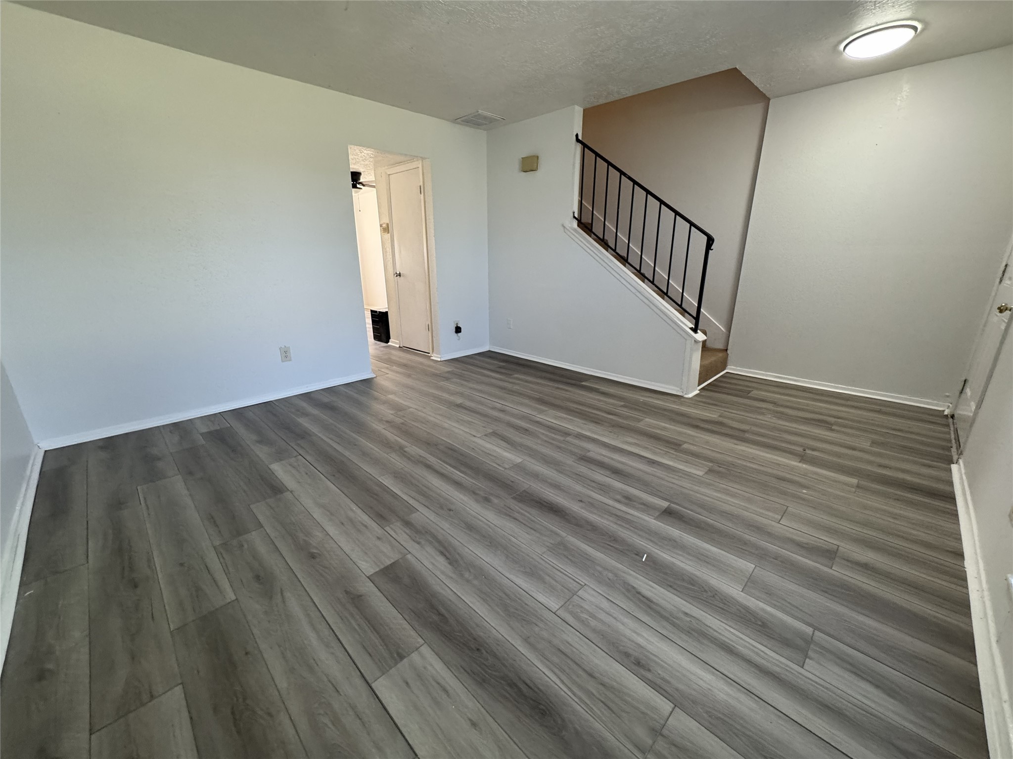 7071 Chasewood Drive Missouri City TX 77489