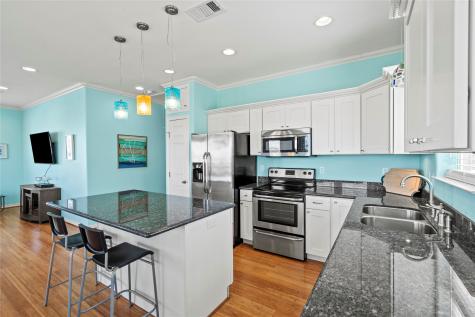 3923 Reeves Drive Galveston TX 77554