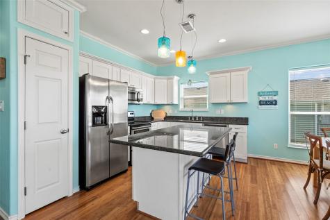 3923 Reeves Drive Galveston TX 77554