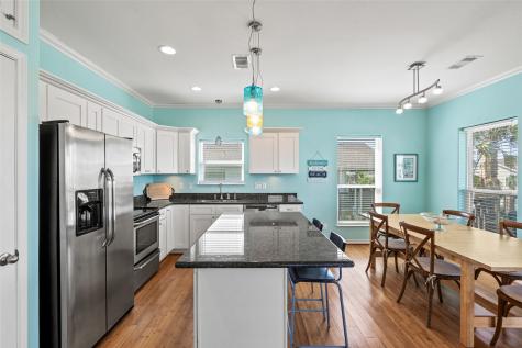 3923 Reeves Drive Galveston TX 77554