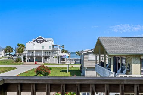 3923 Reeves Drive Galveston TX 77554