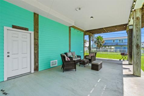 3923 Reeves Drive Galveston TX 77554