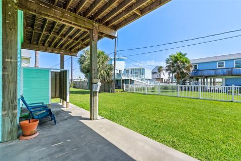 3923 Reeves Drive Galveston TX 77554