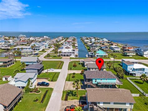 3923 Reeves Drive Galveston TX 77554