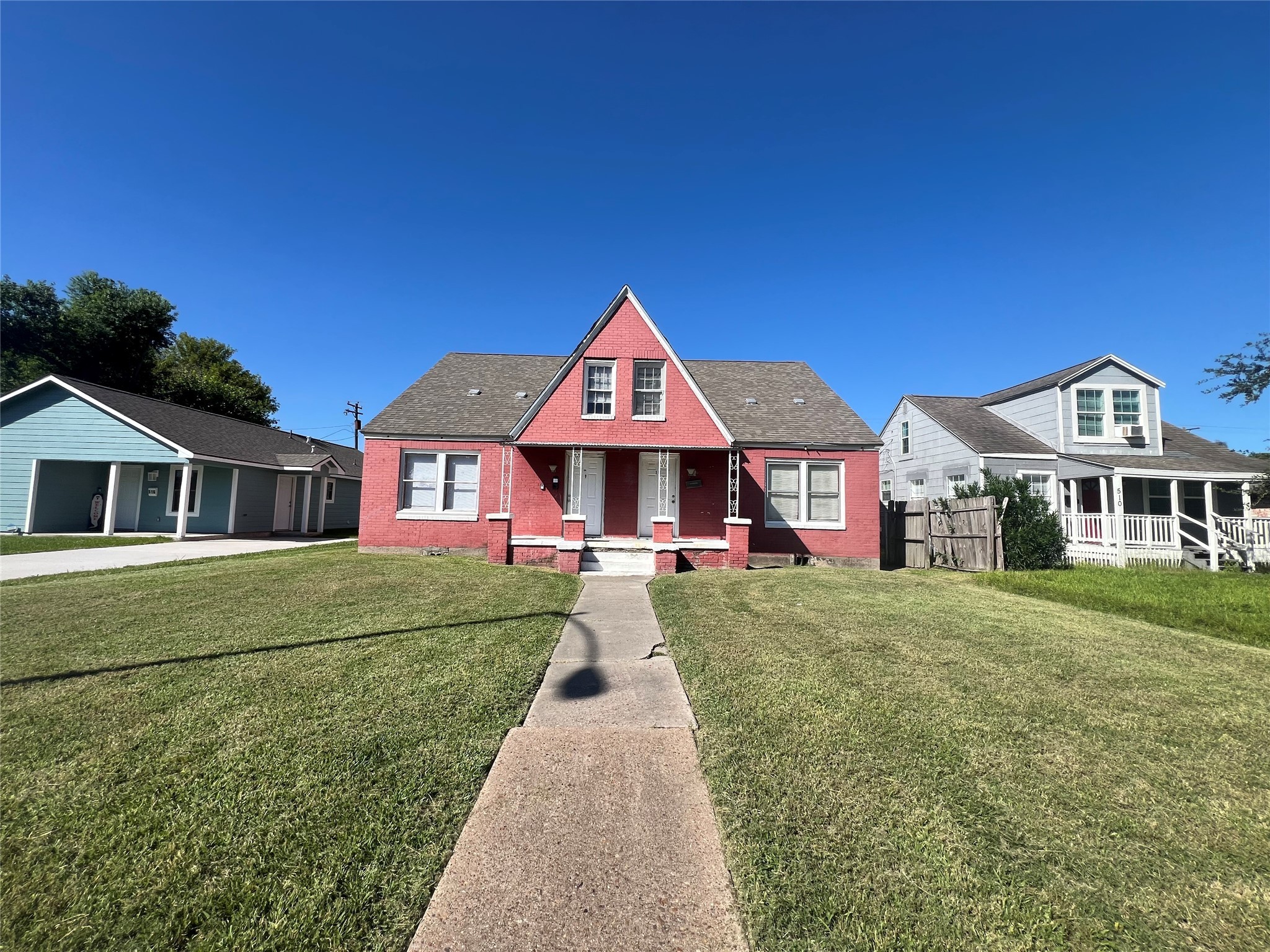514 10th Avenue N Texas City TX 77590