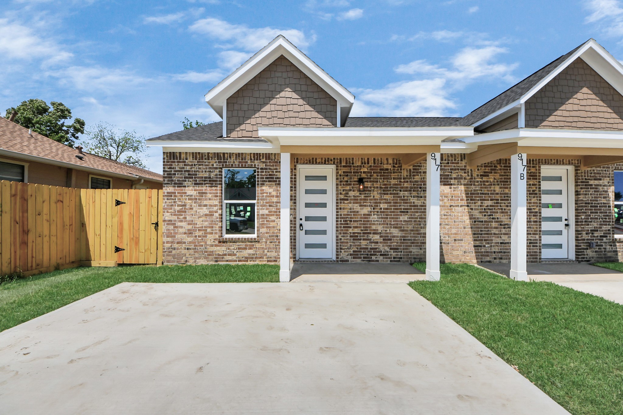 917 Griffin Street Pasadena TX 77506