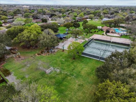 2823 Forest Point Drive League City TX 77573