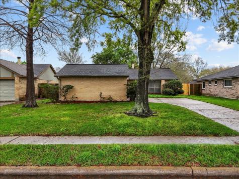 2823 Forest Point Drive League City TX 77573