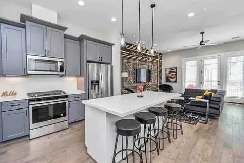 1915 Kolfahl Street B Houston TX 77023