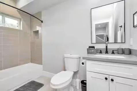 1915 Kolfahl Street B Houston TX 77023