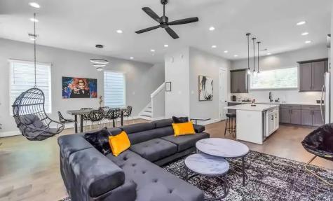 1915 Kolfahl Street B Houston TX 77023