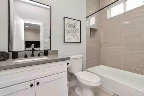 1915 Kolfahl Street B Houston TX 77023