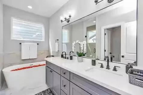 1915 Kolfahl Street B Houston TX 77023