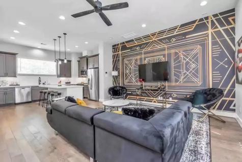 1915 Kolfahl Street B Houston TX 77023