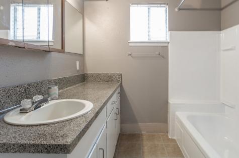 1305 Memorial Drive 06 Baytown TX 77520