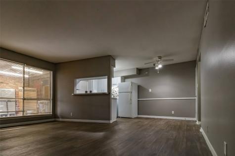 1305 Memorial Drive 06 Baytown TX 77520