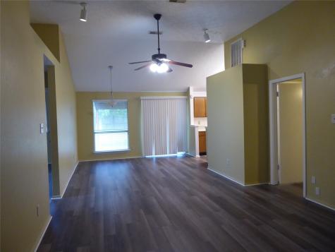 1103 Oxford Drive Pearland TX 77584
