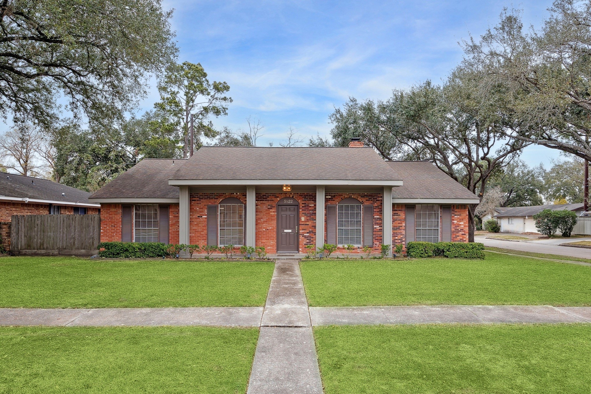 5822 Yarwell Drive Houston TX 77096