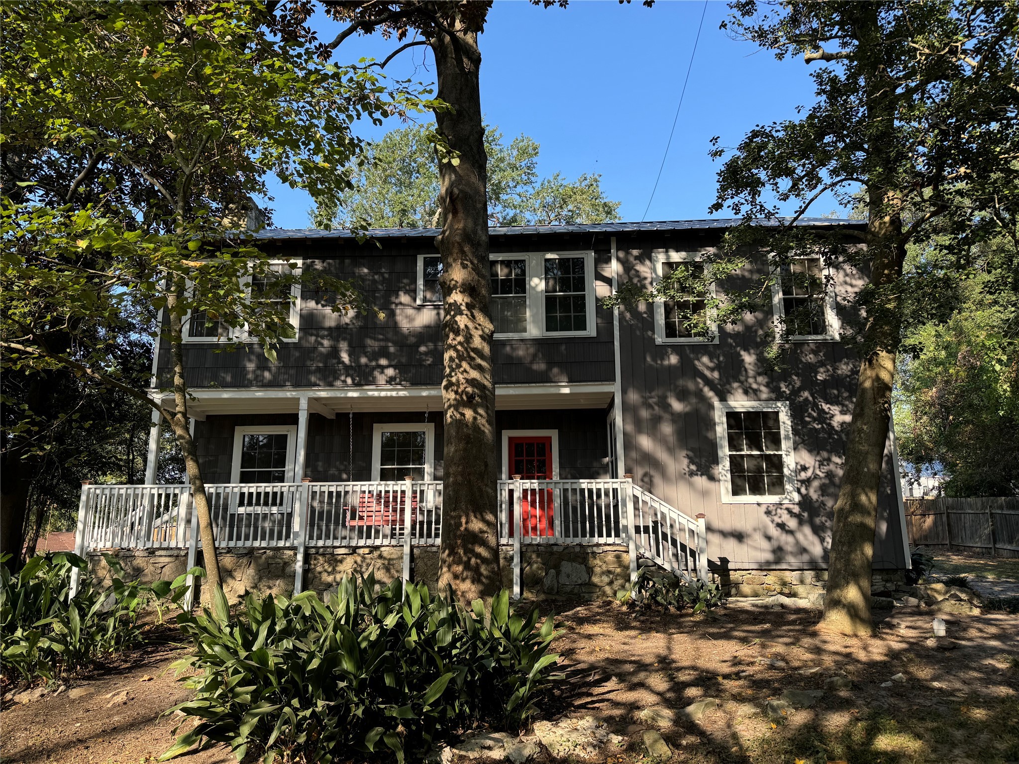 2110 Avenue N 1/2 Huntsville TX 77340