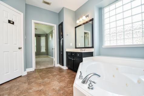 12102 Forest Sage Lane Pearland TX 77584