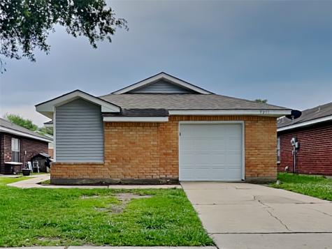3211 Kelling Street Houston TX 77045