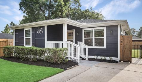 4305 Delhi Street Houston TX 77022