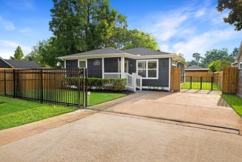 4305 Delhi Street Houston TX 77022