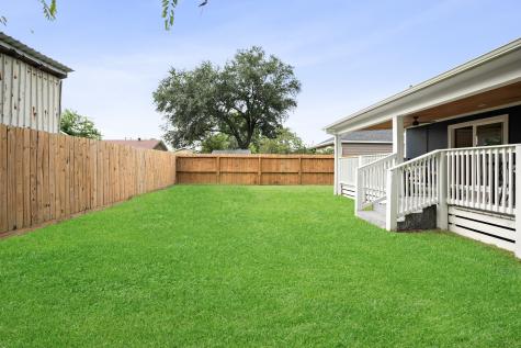 4305 Delhi Street Houston TX 77022