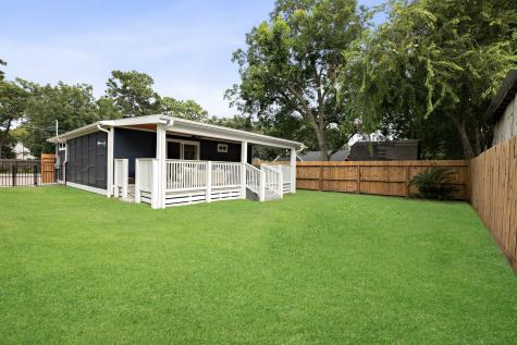4305 Delhi Street Houston TX 77022