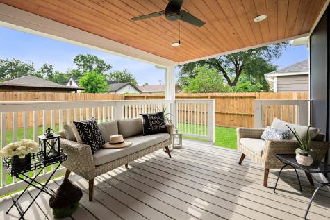 4305 Delhi Street Houston TX 77022