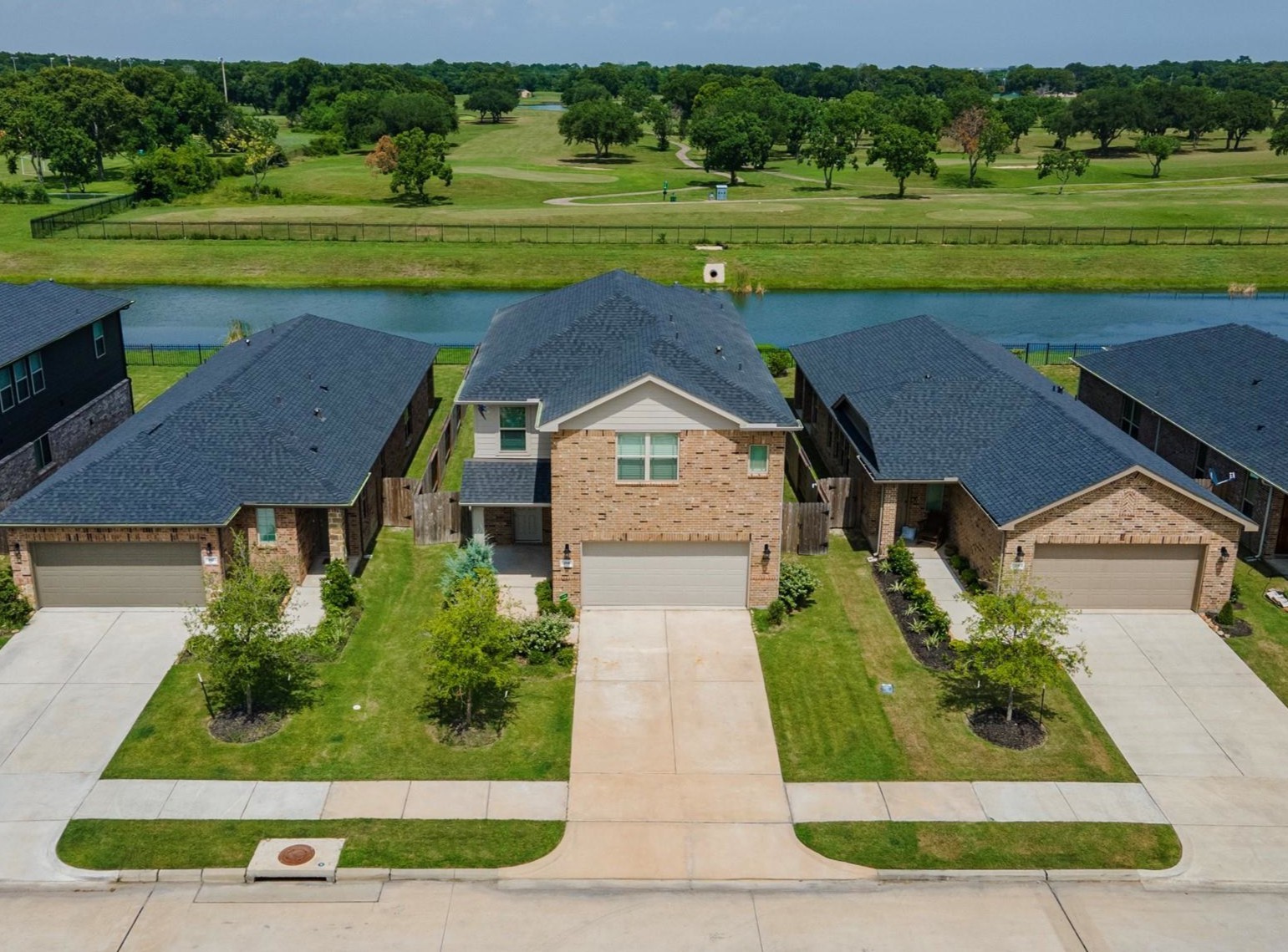 184 Lucky Manor Lane La Porte TX 77571