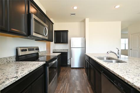 1013 Banyon Tree Lane Brookshire TX 77423