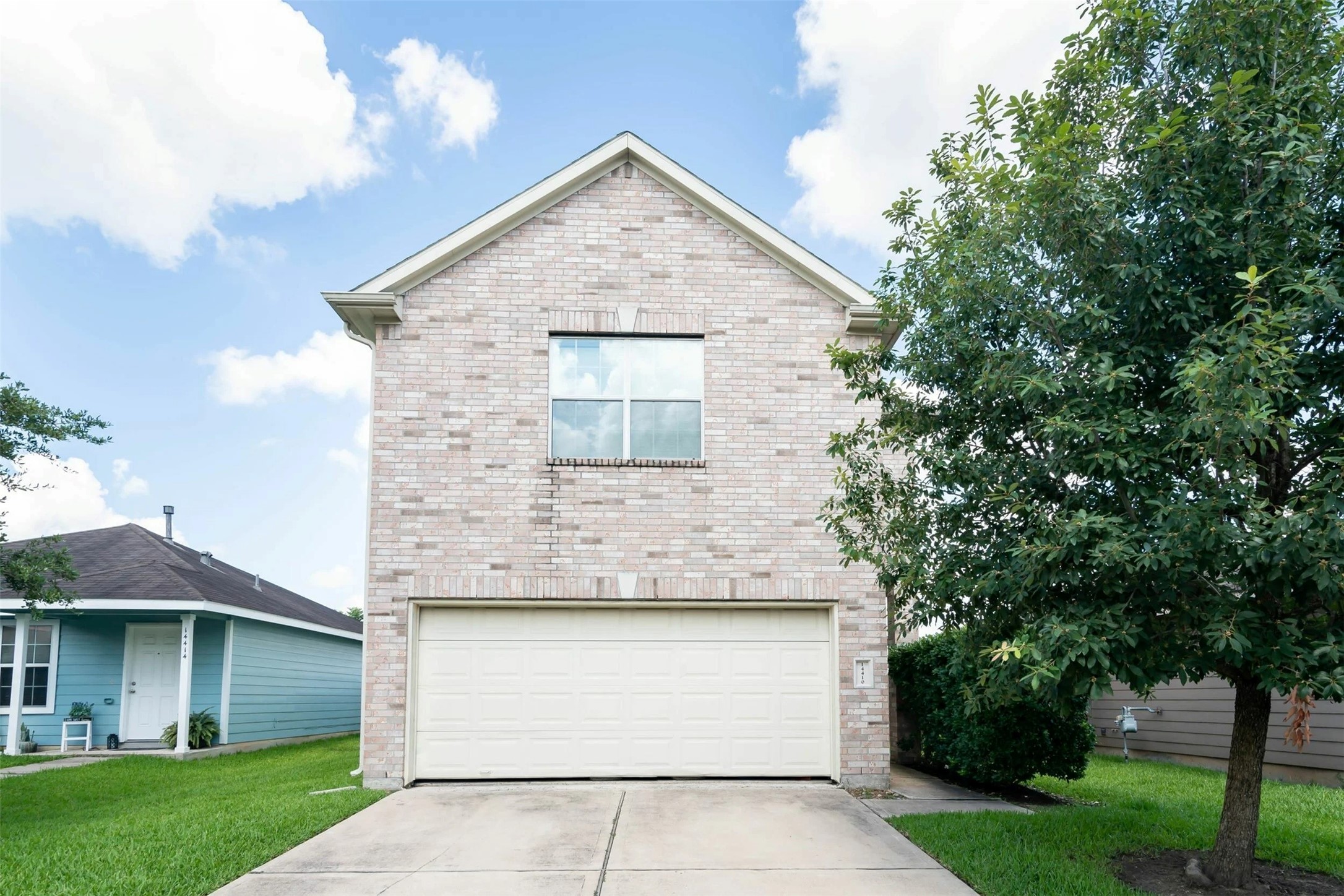 14410 Acuna Lane Houston TX 77045