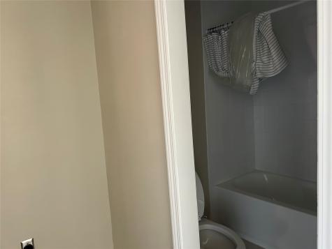 1403 Blalock Road 16 Houston TX 77055