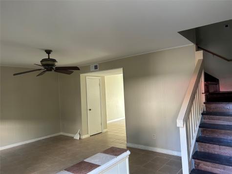 1403 Blalock Road 16 Houston TX 77055
