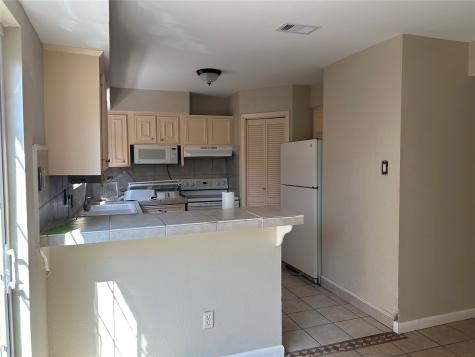 1403 Blalock Road 16 Houston TX 77055